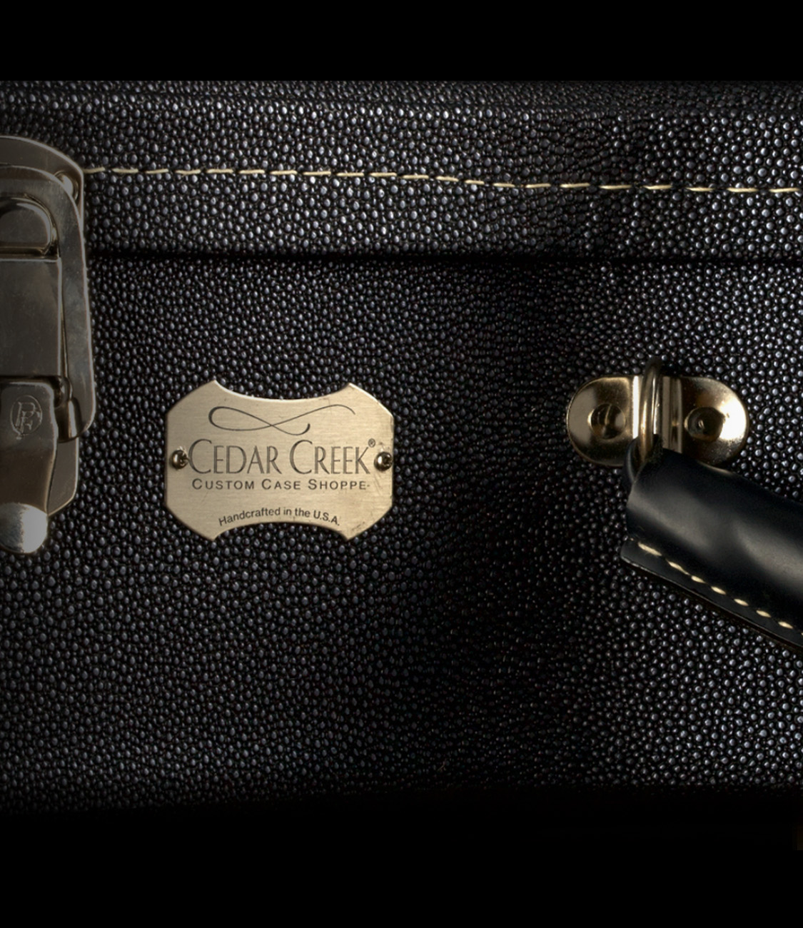 Cedar creek custom cases home hero mobile 3